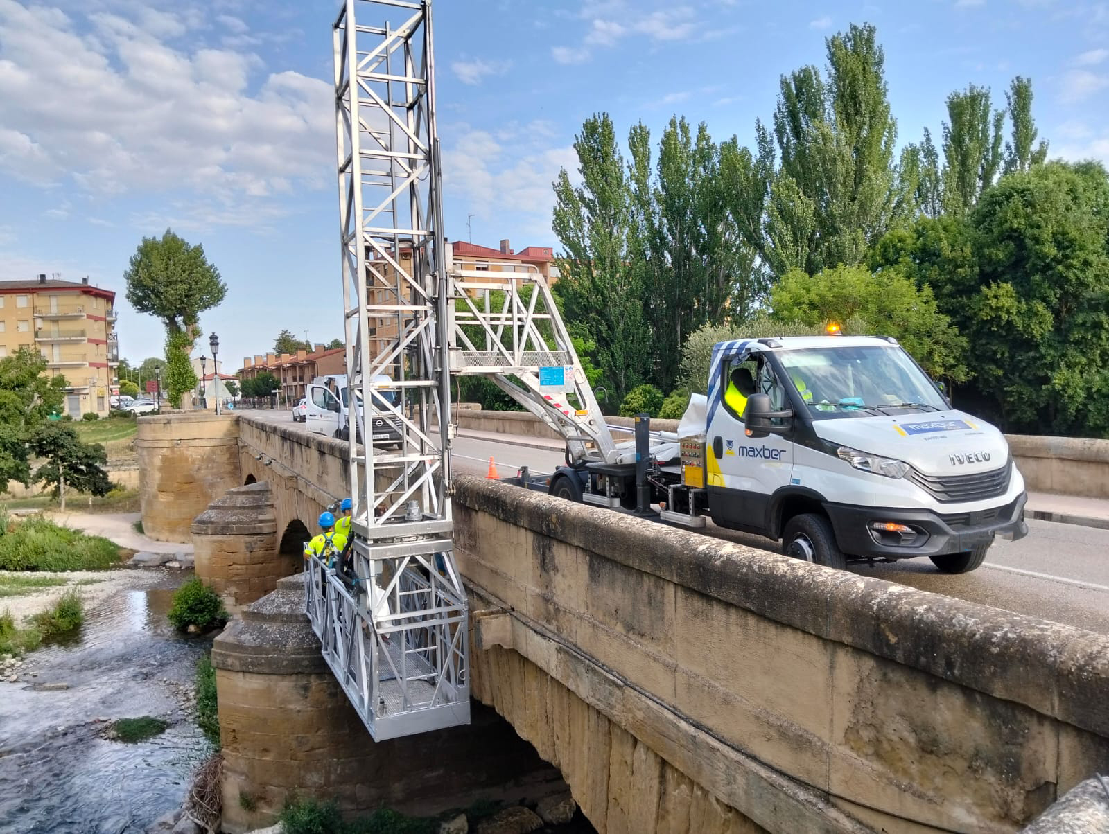 trabajos bajo el puente